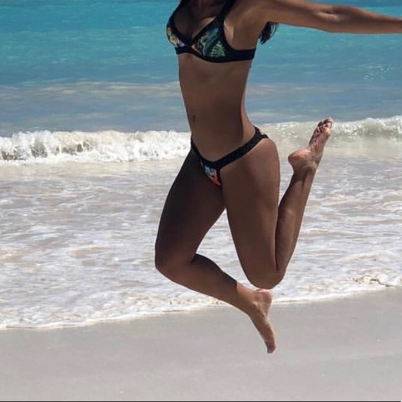 Bikini Crocheted Boho handmade - Picture 3 of 4